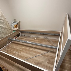 IKEA TRYSIL ダブルベッドフレームの画像