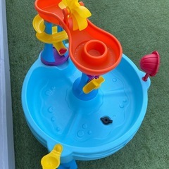 RUSHING RAPIDS WATER TABLE（水遊び）の画像