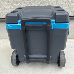 クーラーボックス　キャンプの画像