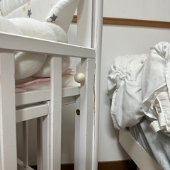 カトージ　ミニベビーベッド
の画像