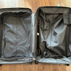 【スーツケース】1万円弱で購入しましたの画像