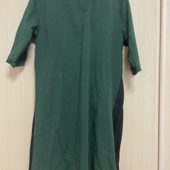 切り替え　デザイン　ワンピースの画像