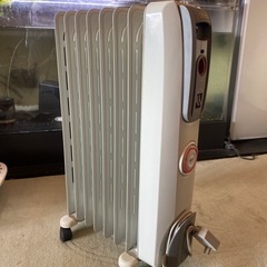 デロンギ オイルヒーターの画像