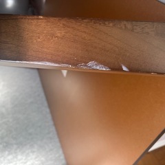 ブラウン　テーブルの画像