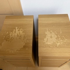 無料！早い引取優先！机とチェスト2台の画像
