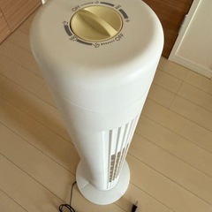 縦型扇風機🌪️ニトリ メカタワーファンの画像