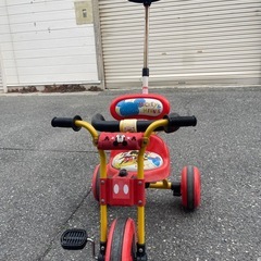 子供用三輪車の画像