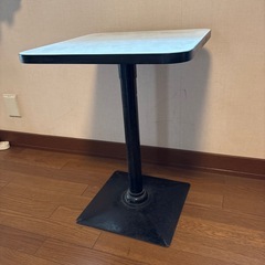 コーヒーテーブルの画像