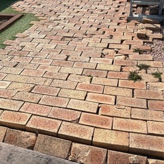 素焼きレンガの画像