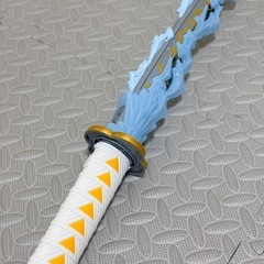 鬼滅の刃 善逸 刀 おもちゃ 音あり 動作確認済みの画像