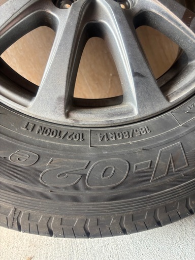 夏タイヤ      185/80 R14