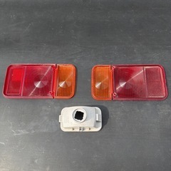 キャリイトラック da63t テールライト 赤/オレンジ、バックライト　の画像