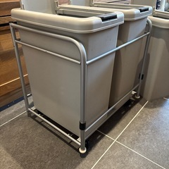 分別ダストボックス３個の画像