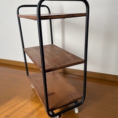 【木製】キャスター付きワゴンの画像