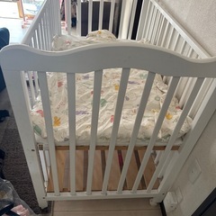 大和屋アネシスベビーベッド白の画像