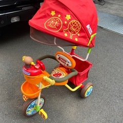 アンパンマン三輪車の画像