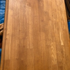 カリモク ダイニングテーブルの画像