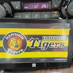 レア　阪神タイガース　ポータブルナビ　CN-700THT NAVI 訳ありの画像