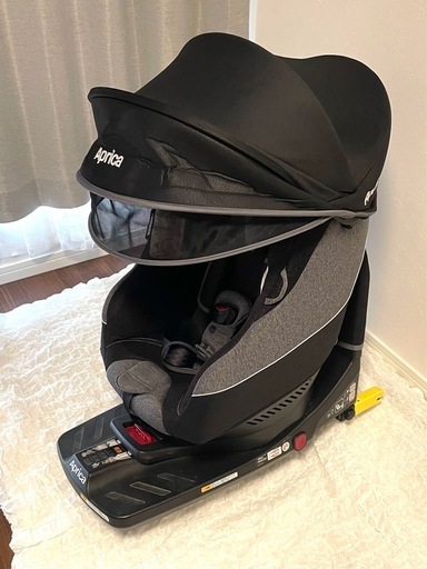 Aprica クルリラチャイルドシート　ISOFIX　取り外し可能サンシェード付き