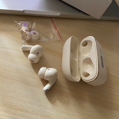 【 未使用に近い 】Lenovo レノボ ワイヤレス イヤホン の画像