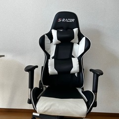 ゲーミングチェア　　S　RACERの画像