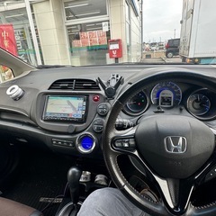 ホンダ フィット - シャトル - ハイブリッド。の画像