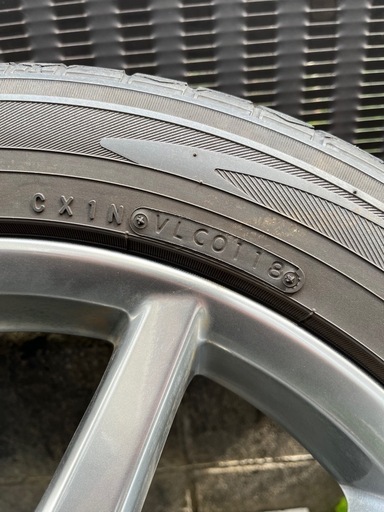 225/50R18アルミホイールタイヤ4本セット
