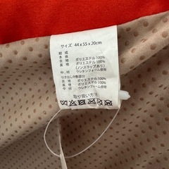 ビスケット箱デザインのペットハウスの画像