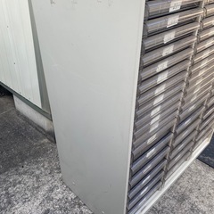 4月4日まで業務用カタログケースの画像