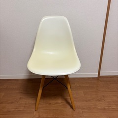 ダイニングチェア　モダンデコの画像