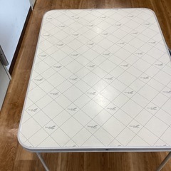 持ち運び簡易テーブル【町田市再生家具】0329の画像