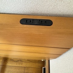 【解体済】コンセント付きベッドフレーム　すのこなしの画像