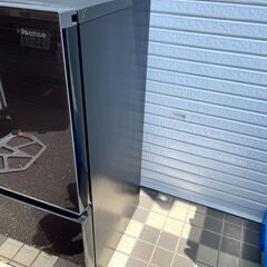 ハイセンス冷蔵庫HR-G13C-BRの画像