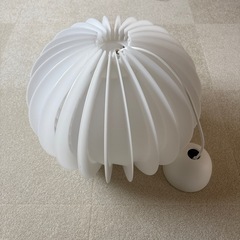 IKEA 照明 ハーヴスフィエデルの画像