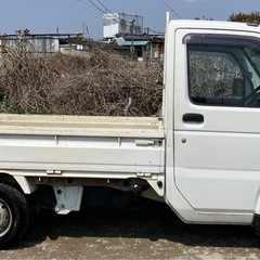 スズキ　軽トラック　型式LE-DA63Tの画像