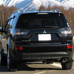 2006年式アウトランダー24G【必見】メンテ万全　20年経った車には見えません　ぜひ一度ご覧くださいの画像