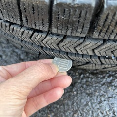 ブリヂストン　冬タイヤ　スタッドレス　155/65R14の画像