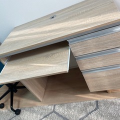 机、椅子　セットの画像