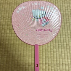 ハローキティー　うちわの画像