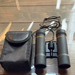 双眼鏡の画像