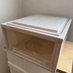 収納ボックスの画像