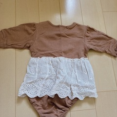 tete a tete ロンパース 70cm ブラウンの画像