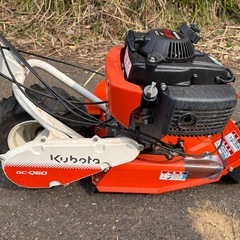 KUBOTA 軽量畦畔草刈機　芝刈り機 GC-Q60 クボタ カルキュートの画像