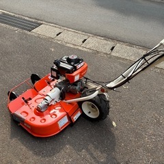 KUBOTA 軽量畦畔草刈機　芝刈り機 GC-Q60 クボタ カルキュートの画像