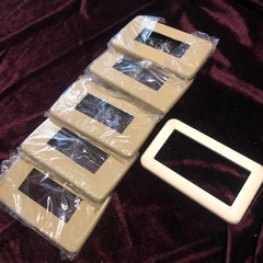 TOSHIBA   モダンなプレート　5枚の画像