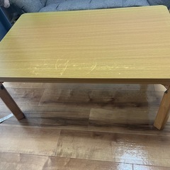 こたつテーブルの画像