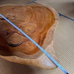 一枚板テーブルの画像