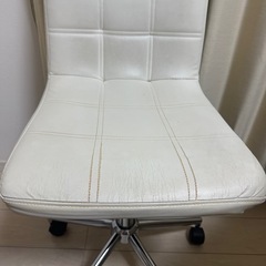 オフィスチェアの画像