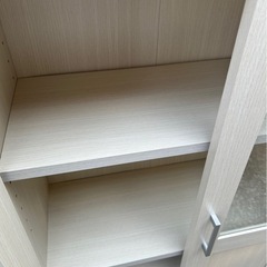 食器棚　白色の画像