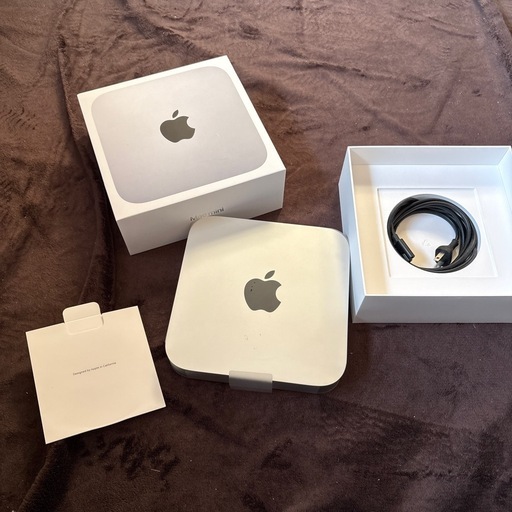 パソコン Apple Mac mini M1 (A2348) 8GB / 512GB